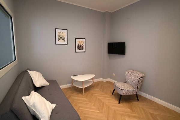 Room 56 image 14