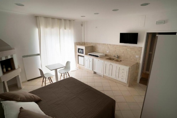 Room 56 image 20