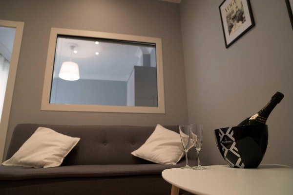 Room 56 image 5