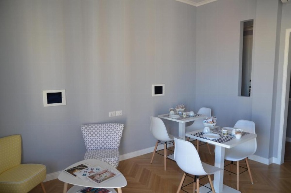 Room 56 image 8